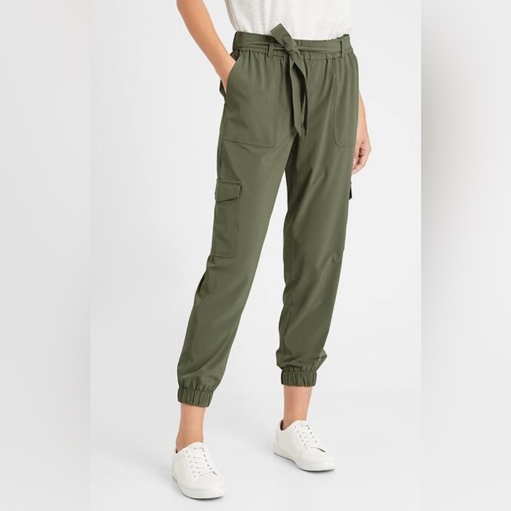 Banana Republic Green Jogger Track Pants Relaxed Fit